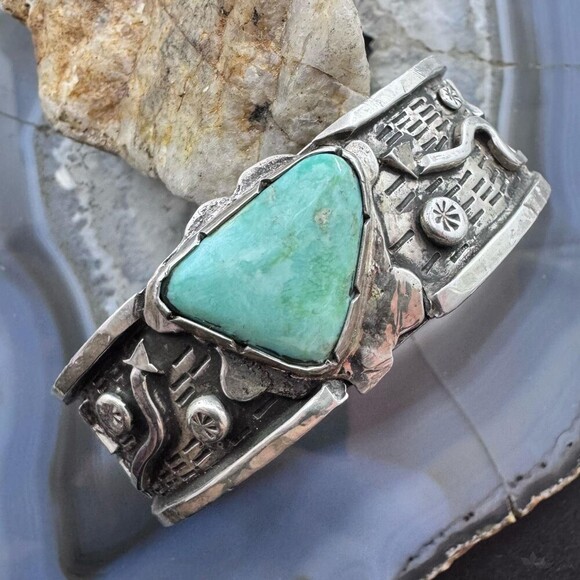 Native American Sterling Silver Natural Turquoise Decorated Bracelet For Women - Picture 1 of 10